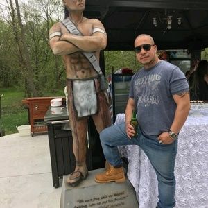 Meet your Posher, Daniel